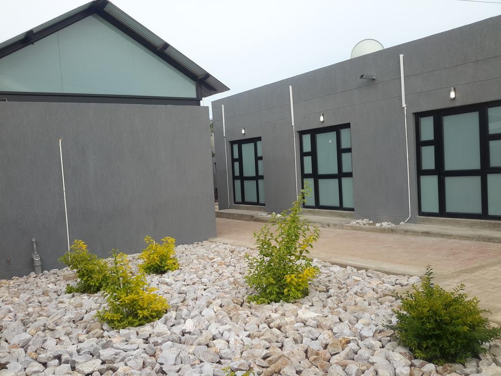 Tsumeb Guesthouse Kamho Exterior photo