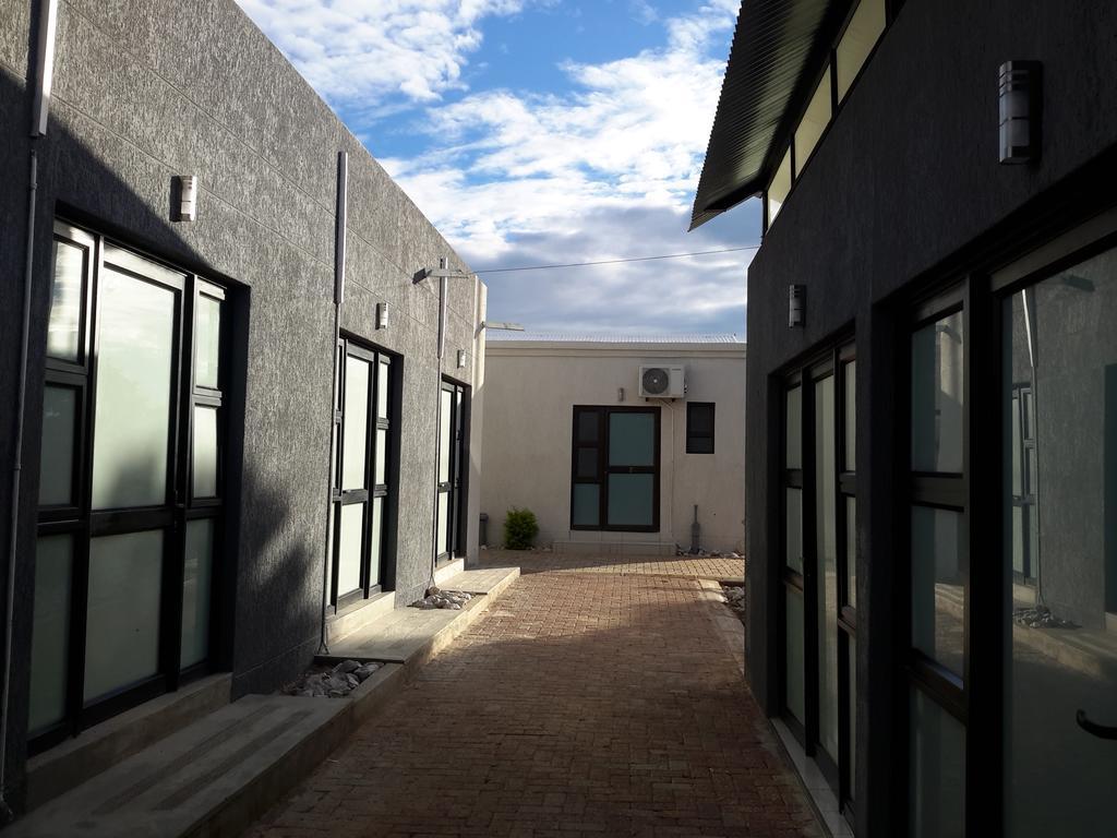 Tsumeb Guesthouse Kamho Exterior photo