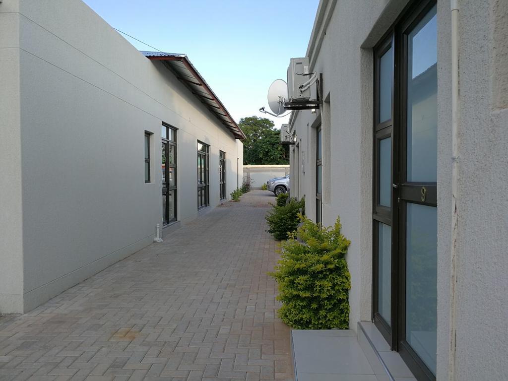 Tsumeb Guesthouse Kamho Exterior photo
