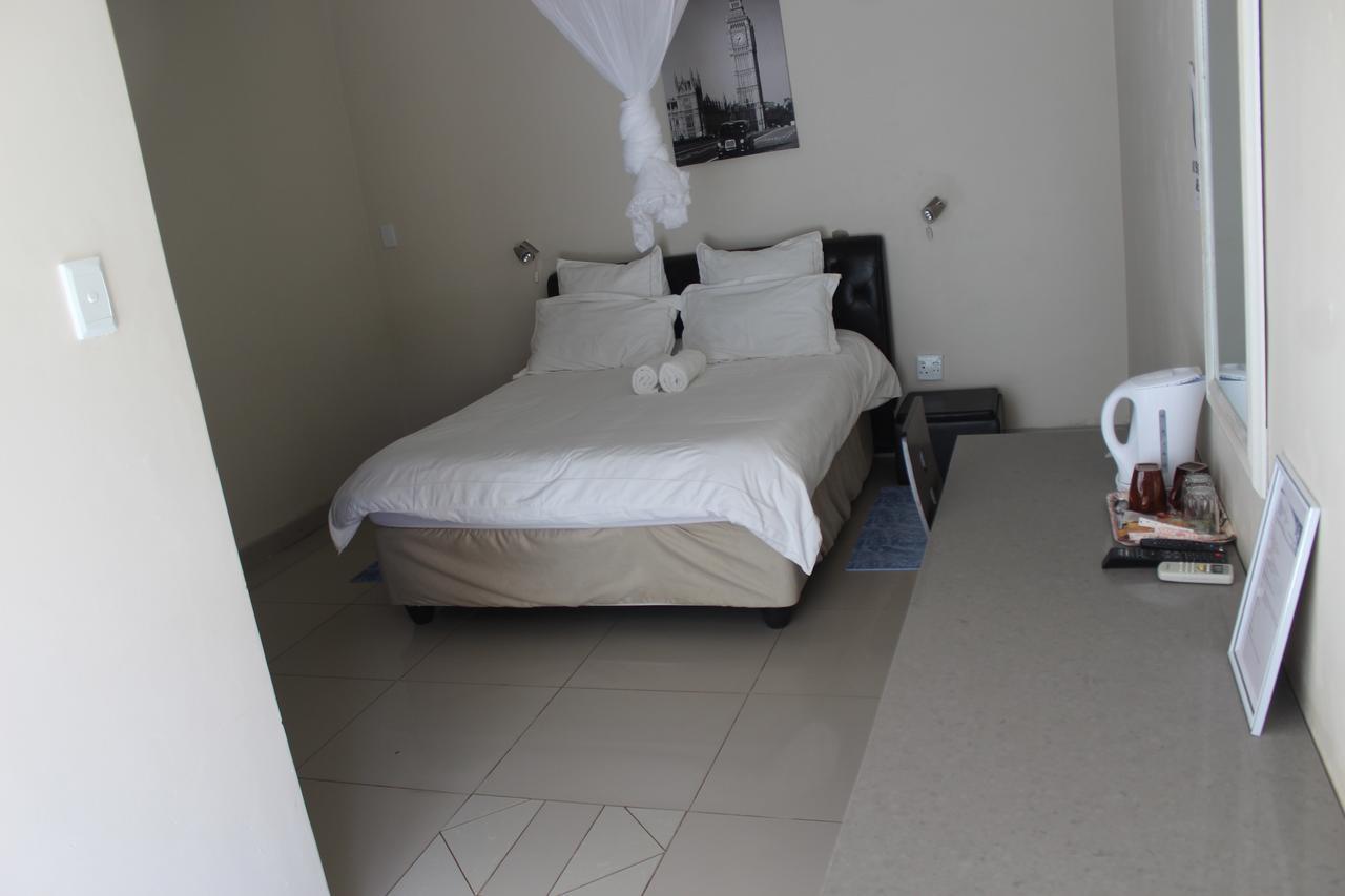 Tsumeb Guesthouse Kamho Exterior photo
