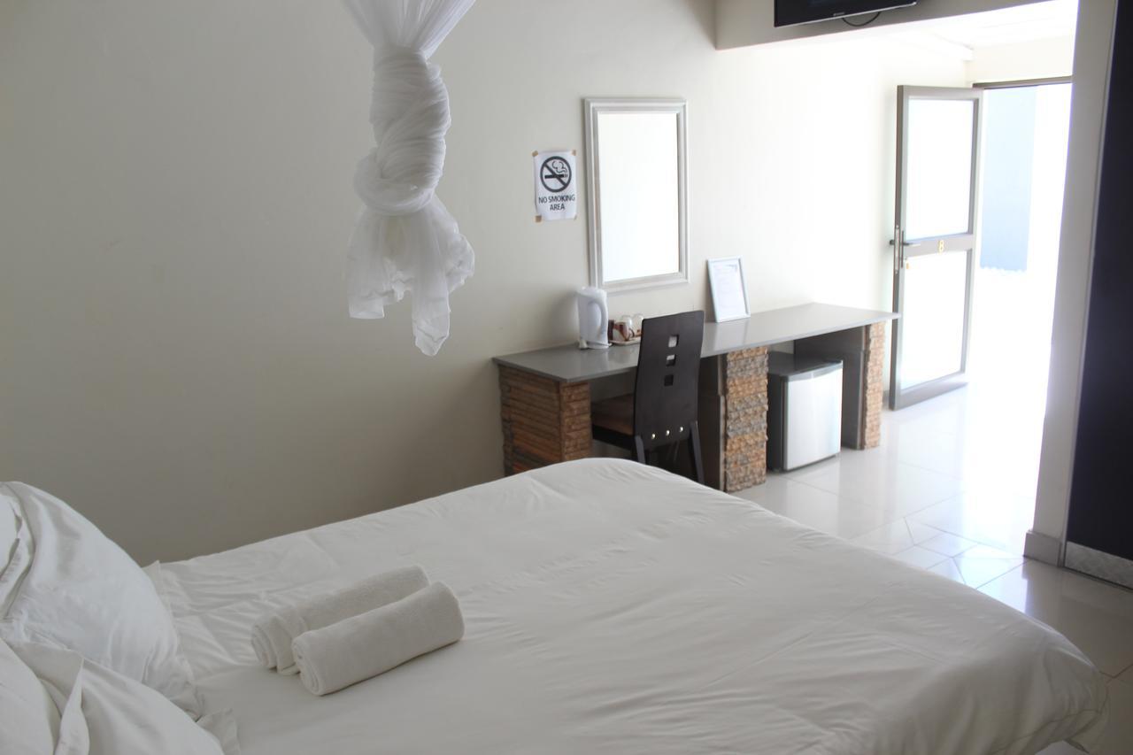Tsumeb Guesthouse Kamho Exterior photo